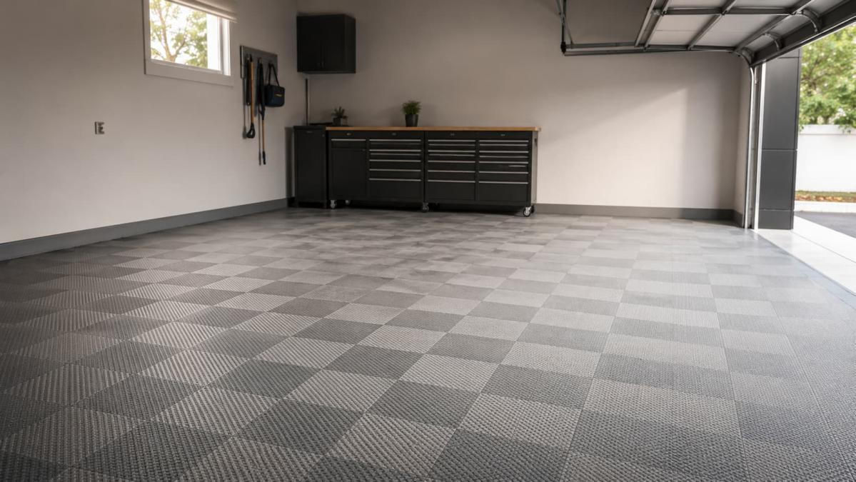 Prix Dalle PVC Garage au m² : Comparatif des Gammes 2026