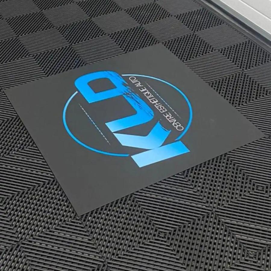 Imprimez votre Logo sur une dalle de 40x40 ou plus