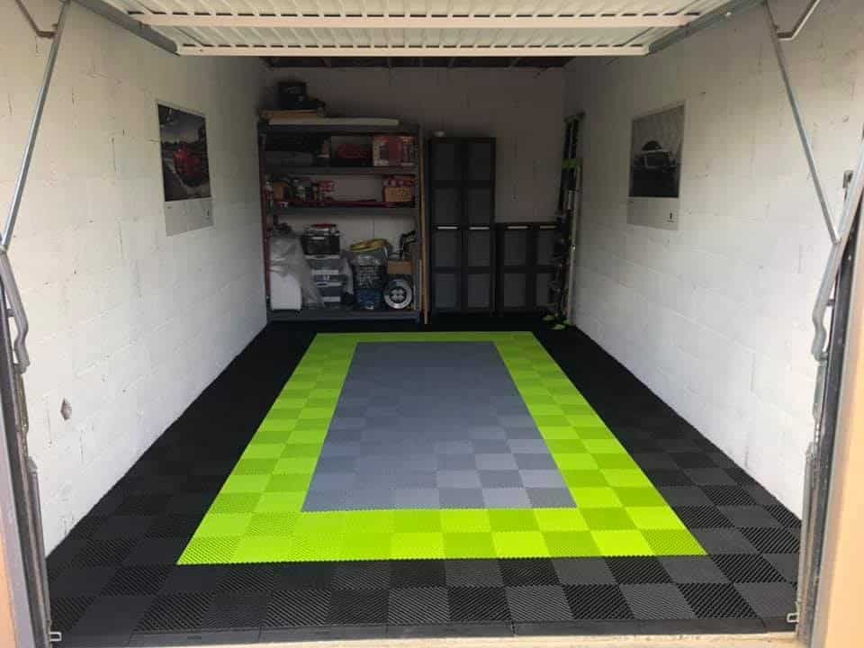 Dalle sol de garage effet damier gris clair - Dalle polypropylène